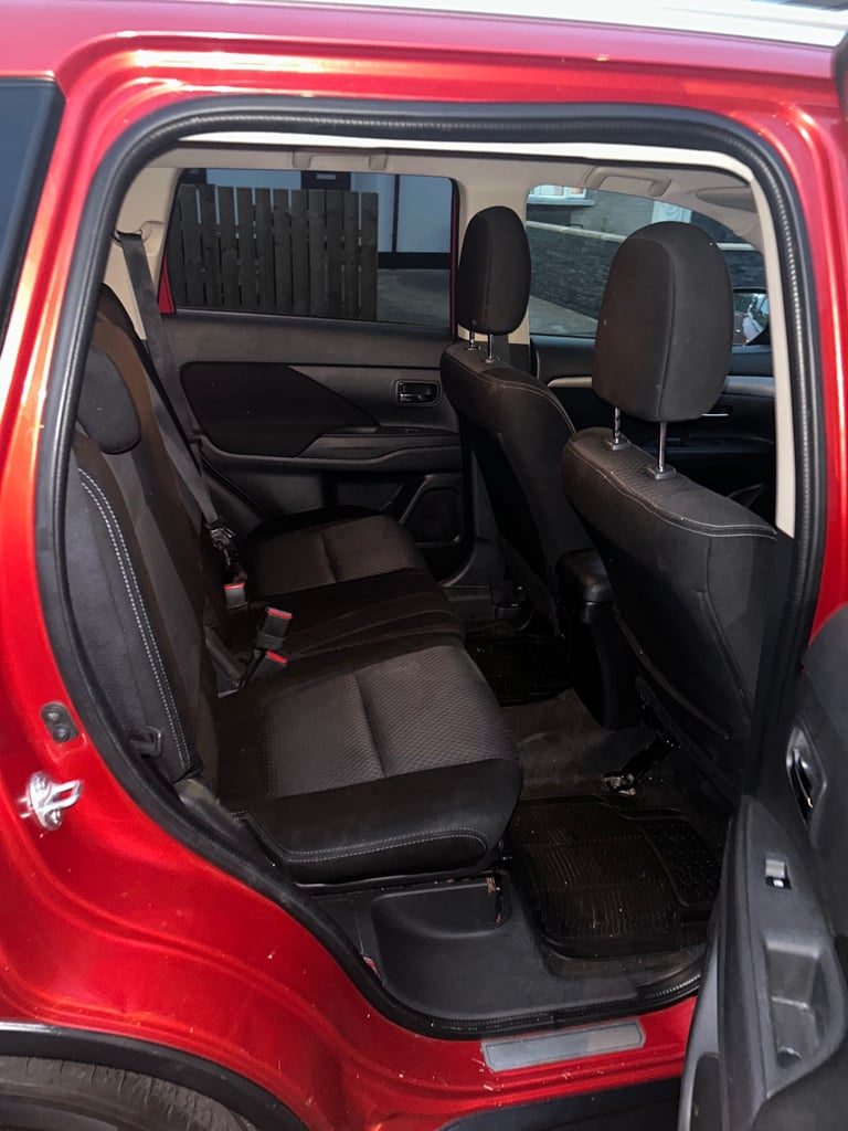 Mitsubishi, OUTLANDER, Estate, 2016, Manual, 2268 (cc), 5 doors