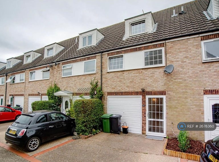 image for 3 bedroom house in Northleigh Close, Loose, Maidstone, ME15 (3 bed) (#2678360)