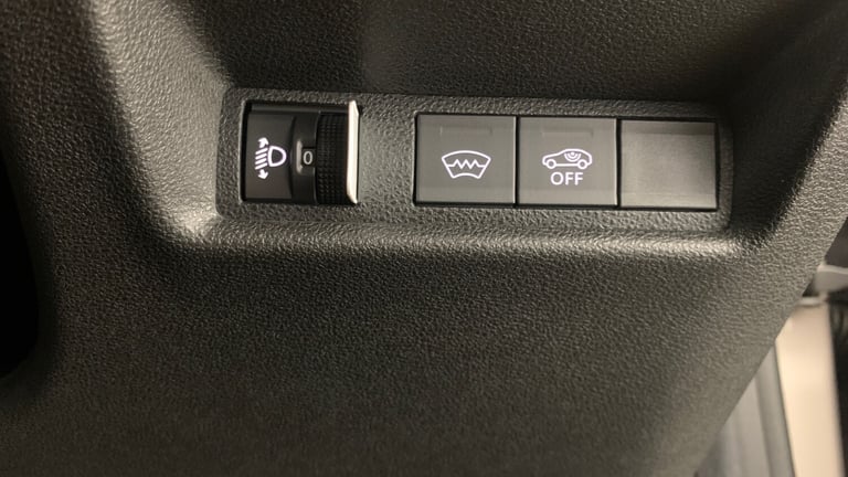 2024 Fiat 600 1.2 MHEV SUV 5dr Petrol Hybrid e-DCT Euro 6 (s/s) (100 ps) SUV Hybrid Automatic