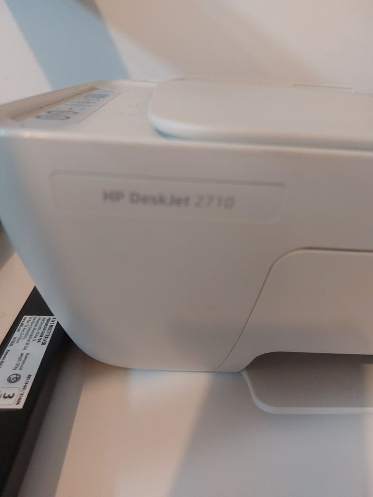 HD Desk Jet 2710 printer