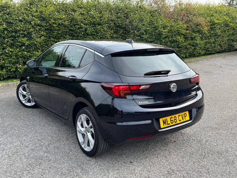 2018 Vauxhall Astra 1.4i Turbo SRi Euro 6 5dr HATCHBACK Petrol Manual
