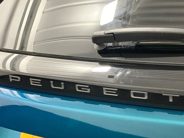 2025 Peugeot 2008 1.2 PureTech 130 Allure 5dr EAT8 Estate PETROL Automatic