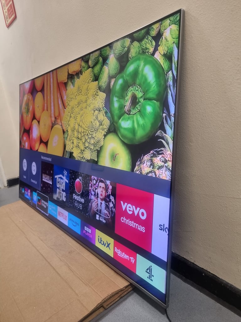 image for Exceptional 50" Samsung Crystal UHD 4k Smart Ultra HDR Led WiFi TV with Stand and Remote £189