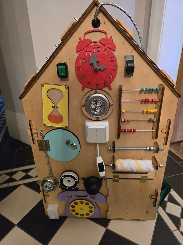 image for Montessori busy house