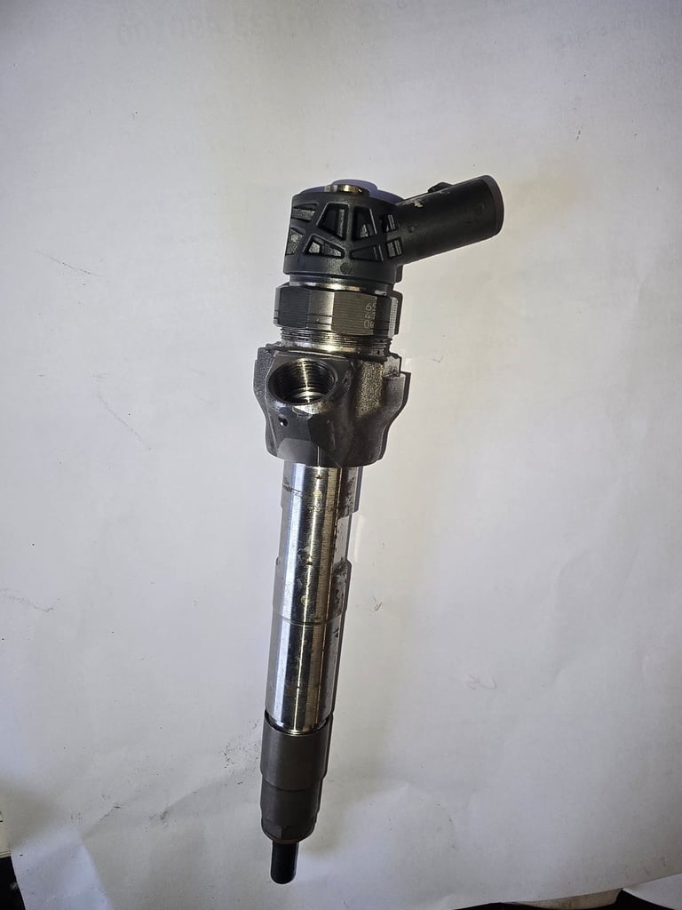 Diesel Injectors for toyota avensis