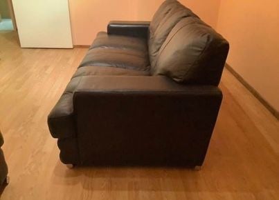 DFS FURNITURE 3-SEATER LEATHER SOFA