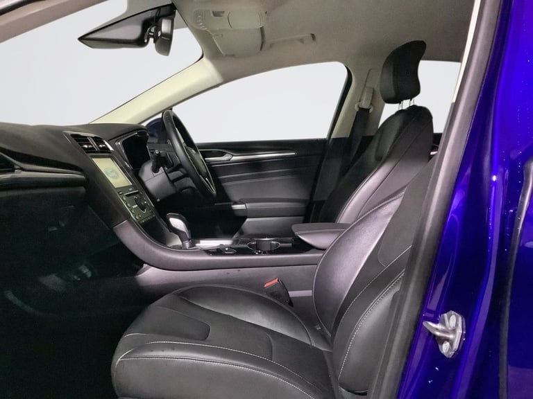 2016 Ford Mondeo 2.0 TDCi Titanium Hatchback 5dr Diesel Powershift Euro 6 (s/s) (210 ps) Hatchbac...