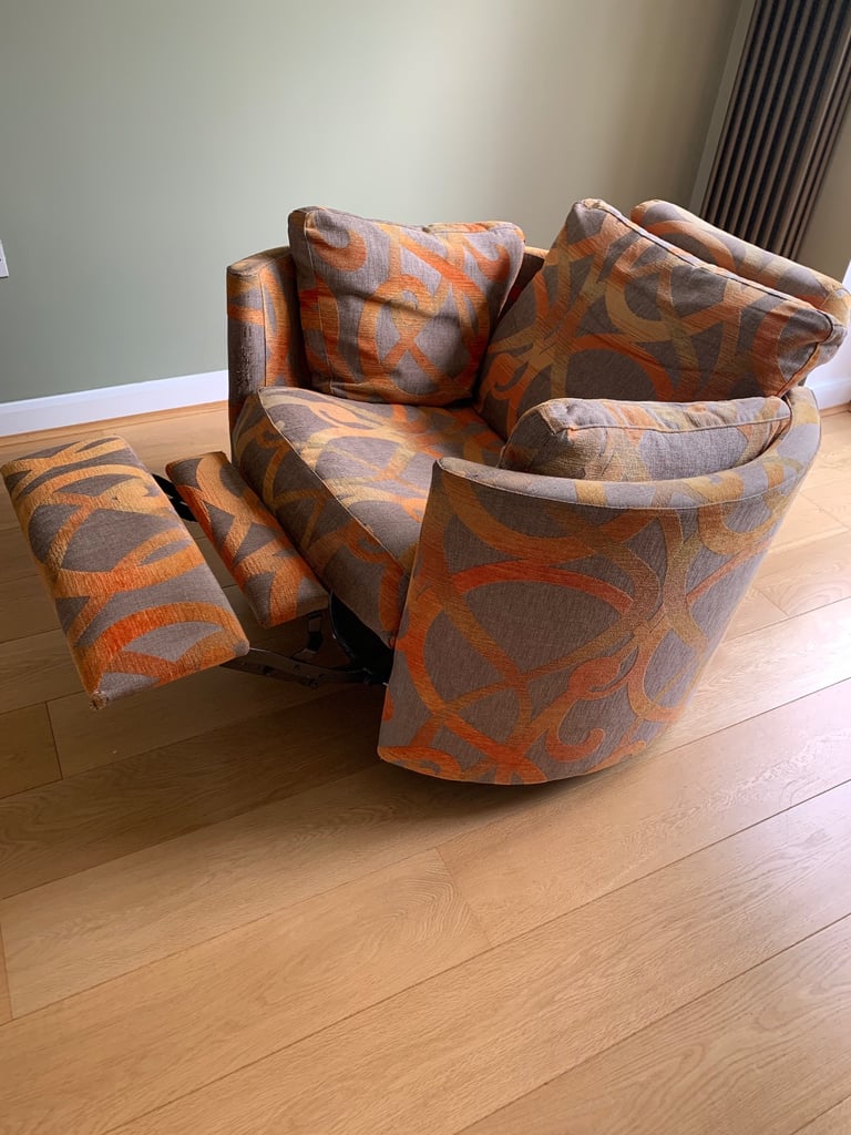 image for Swivel rocking chair - Fama Moon Chair