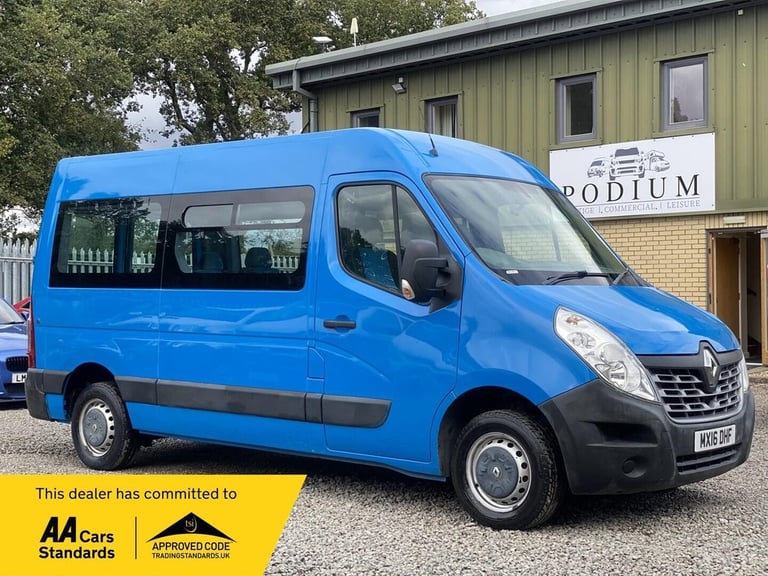 2016 Renault Master 2.3 dCi 33 Business FWD MWB Medium Roof Euro 5 5dr MINIBUS Diesel Manual
