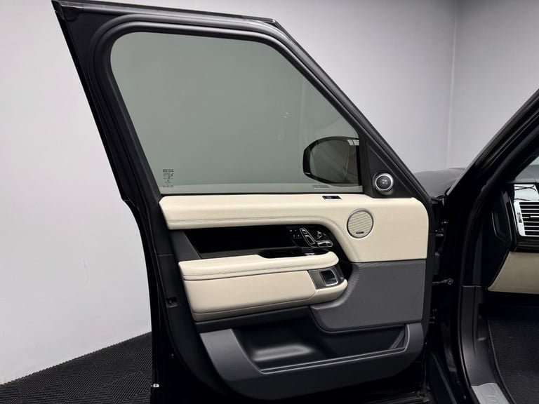 2020 Land Rover Range Rover 3.0 SDV6 Vogue 4dr Auto ESTATE DIESEL Automatic
