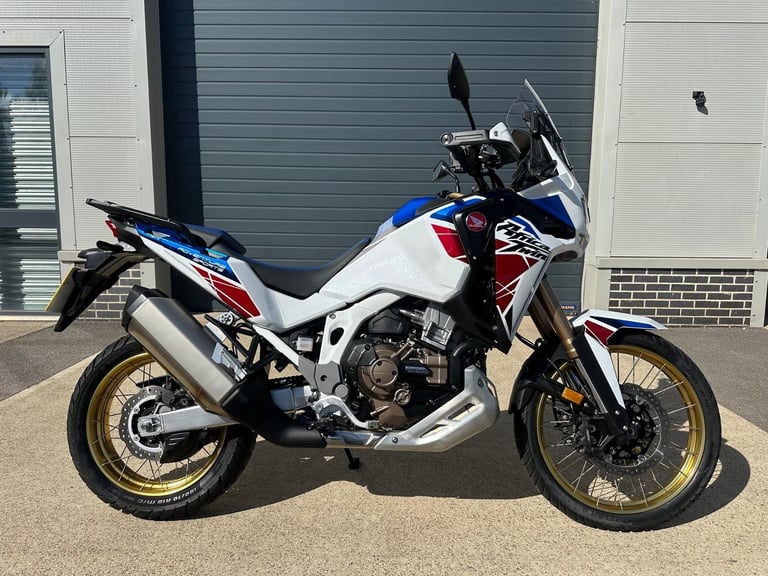 HONDA CRF1100 AFRICA TWIN DCT D2-N 2022 - ONE OWNER - 1274 MILES