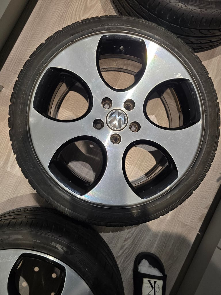 Vw monza 18 inch alloys with tyres