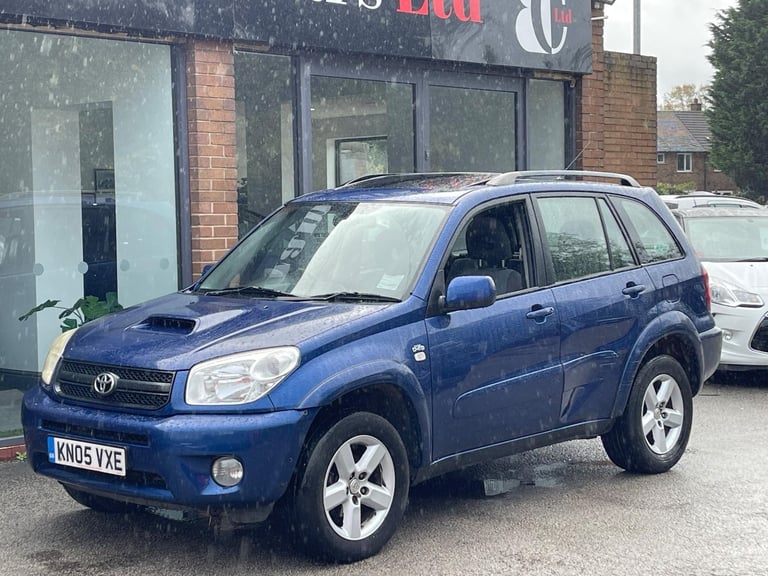 2005 Toyota RAV4 2.0 D-4D XT3 4WD 3dr ESTATE Diesel Manual - Image 3