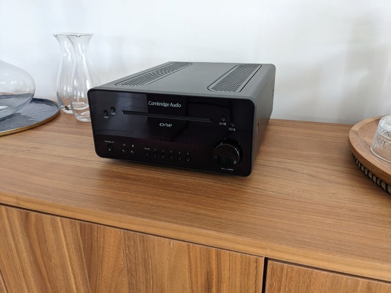 Reduced. Cambridge Audio One HIFI with matching speakers. Excellent condition 