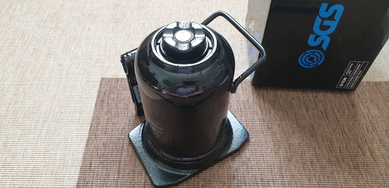 Sgs 10 tonne low lifting telescoping jack