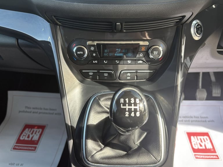 2016 Ford Kuga 2.0 TDCi Titanium SUV 5dr Diesel Manual 2WD Euro 6 (s/s) (150 ps) HATCHBACK Diesel...