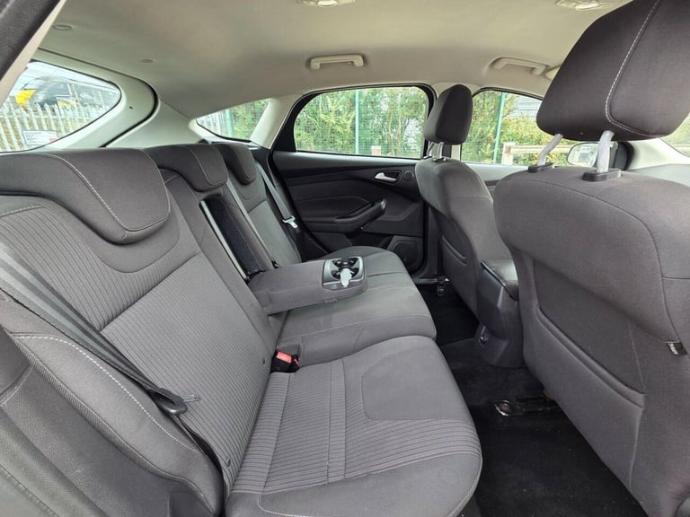 2013 Ford Focus 1.6 Titanium Powershift Euro 5 5dr Hatchback Petrol Automatic
