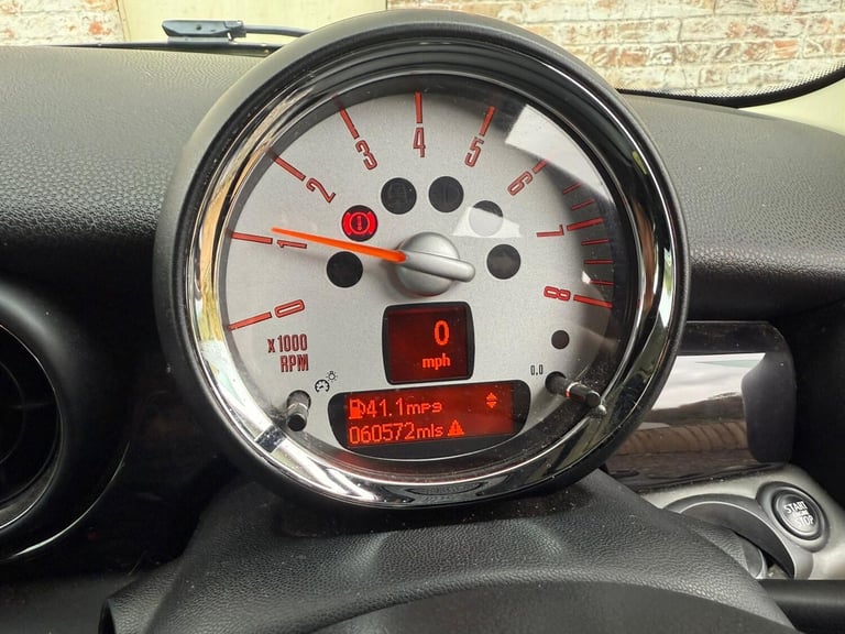 2013 MINI Hatch 1.6 Cooper Bayswater Euro 6 (s/s) 3dr HATCHBACK Petrol Manual