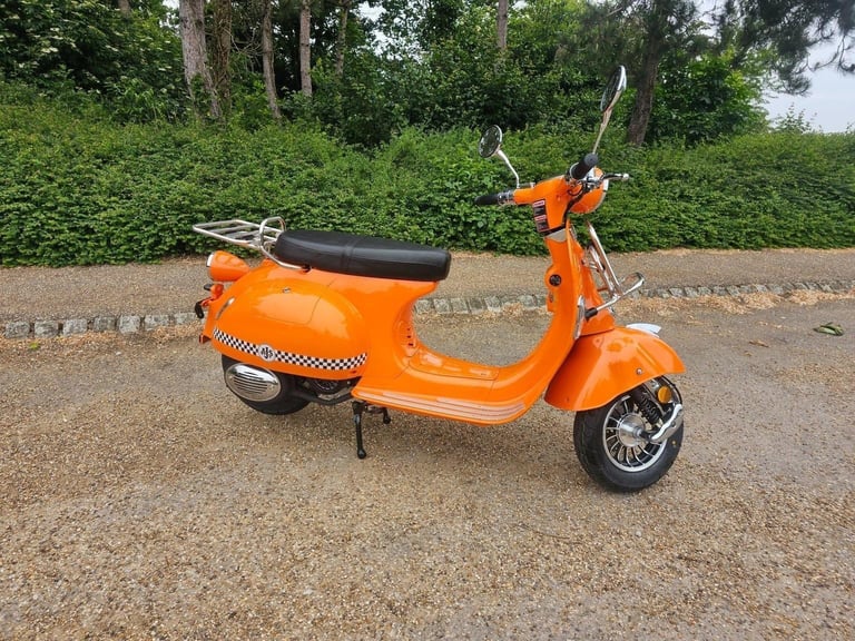 AJS MODENA [Phone number removed]5 Petrol Automatic in Orange