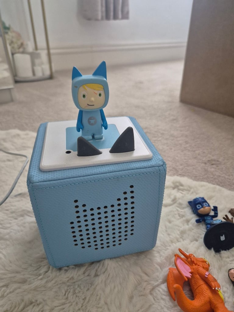 image for Tonie- Light Blue with matching case and 7 stories