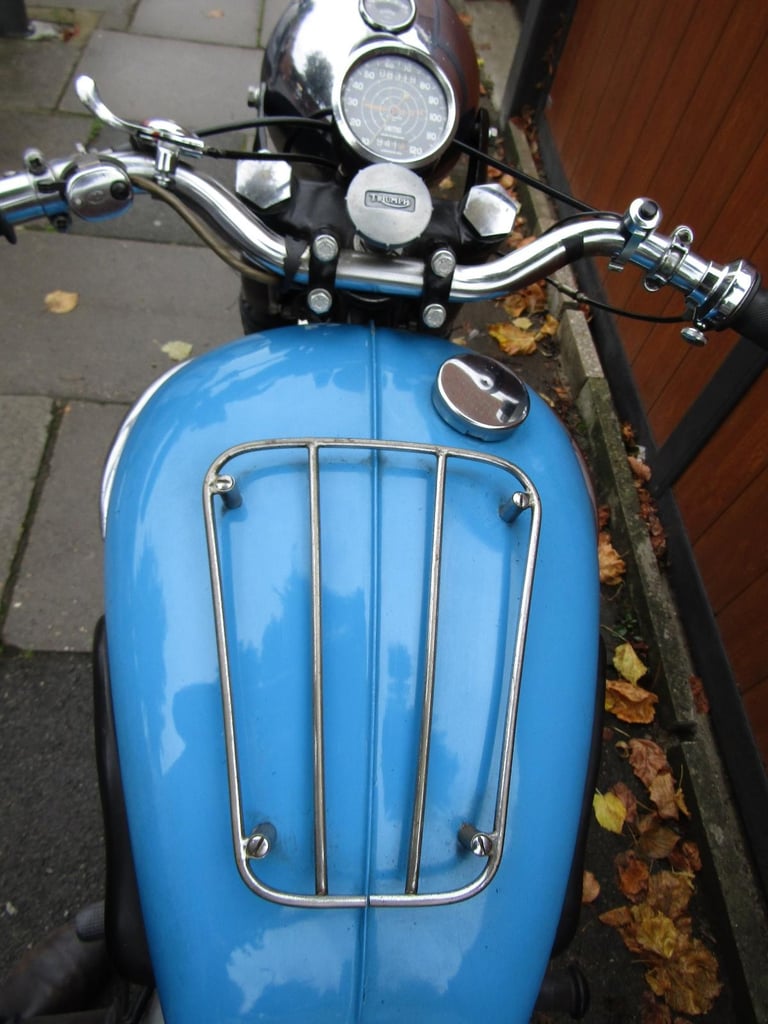 TRIUMPH TIGER T110 BONNEVILLE LOOKALIKE 1957  PRE UNIT . 8319 MILES .
