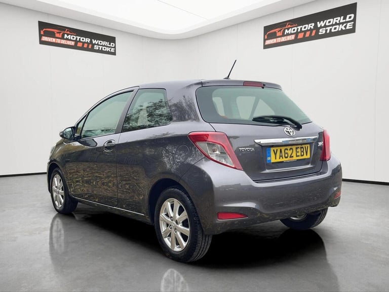 TOYOTA YARIS 1.0 VVT-i TR Euro 5 3dr 2013