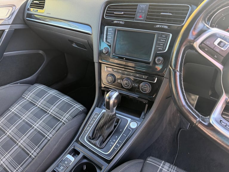 2016 Volkswagen Golf 2.0 TDI BlueMotion Tech GTD (Nav) DSG Euro 6 (s/s) 5dr ESTATE Diesel Automatic