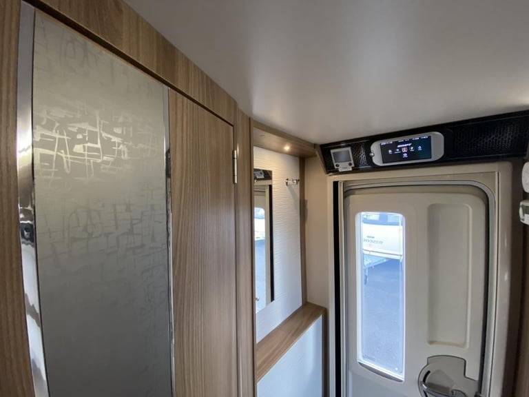 2019 SWIFT ELEGANCE 480 TOURING CARAVAN