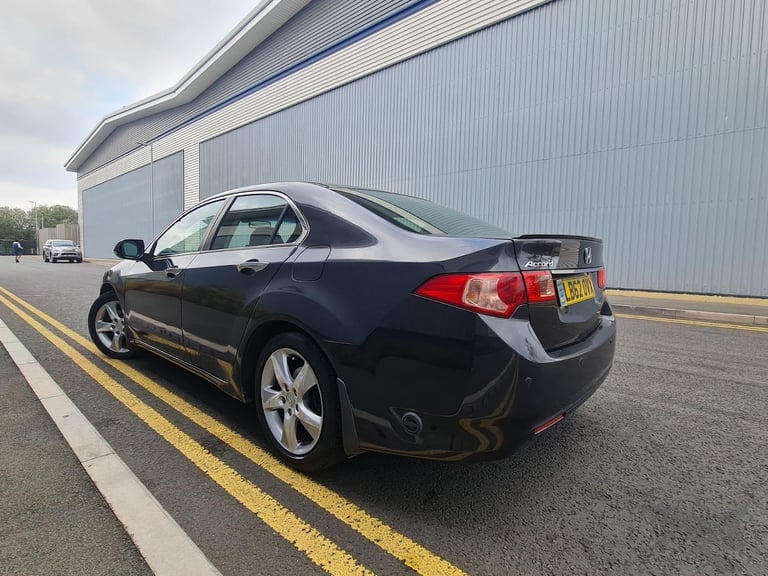 2013 Honda Accord 2.0 i-VTEC EX Auto Euro 5 4dr SALOON Petrol Automatic
