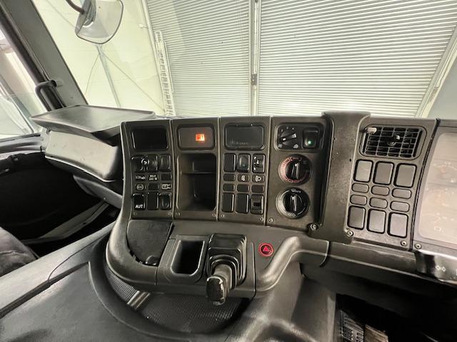 Scania P94 220 4x2 Sleeper Cab Box Van Manual