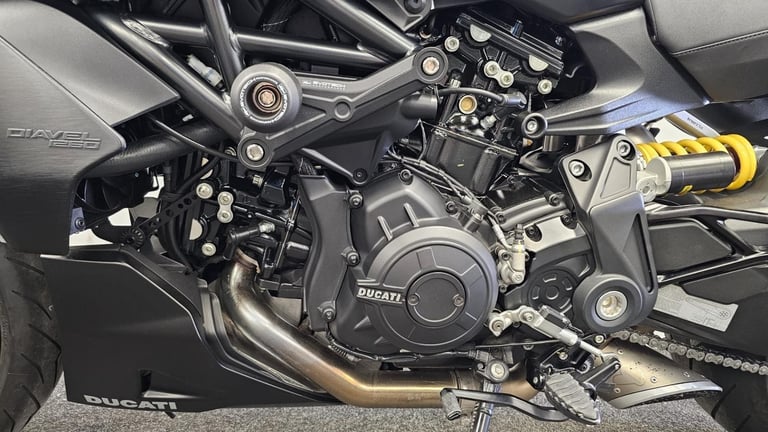 DUCATI DIAVEL 1260 ** LOW MILEAGE - TERMIGNONI EXHAUST - CRASH PROTECTORS **