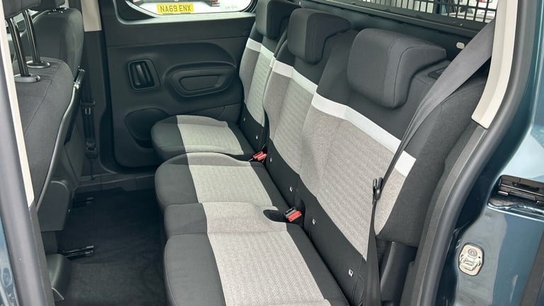 2025 Citroen Berlingo 1.5 BlueHDi 130ps Plus [5 seat] EAT8 WINDOW VAN DIESEL Automatic