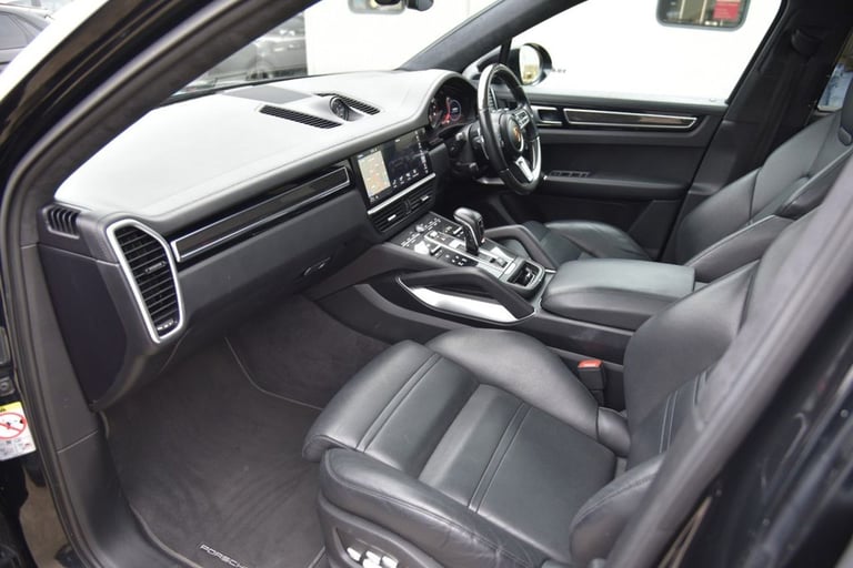 2019 Porsche Cayenne Turbo 5dr Tiptronic S [5 Seat] COUPE PETROL Automatic
