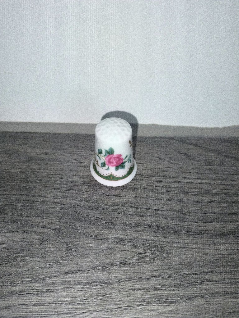 image for Vintage flower design thimble