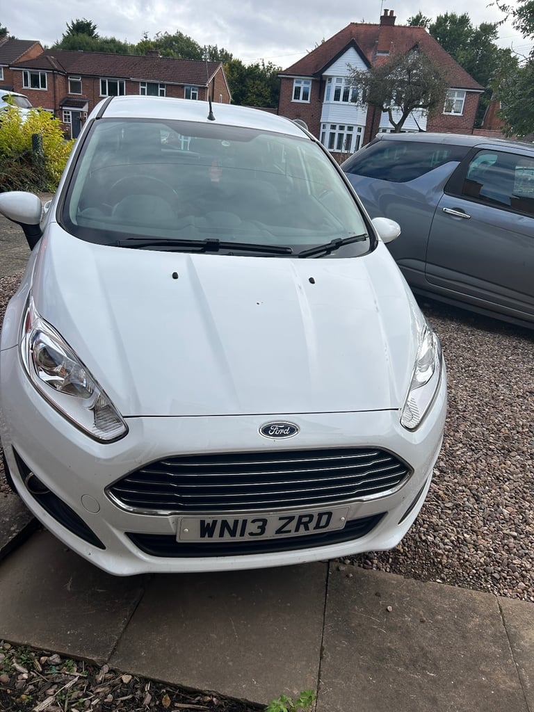 Ford, FIESTA, Hatchback, 2013, Manual, 998 (cc), 5 doors