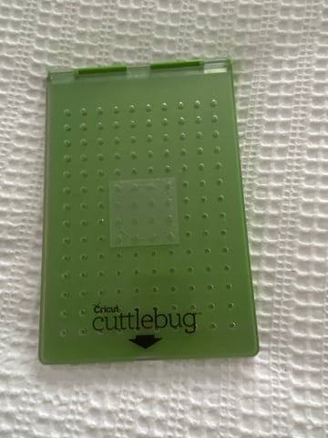 Cuttlebug All-In-One Embossing Folder 6X9