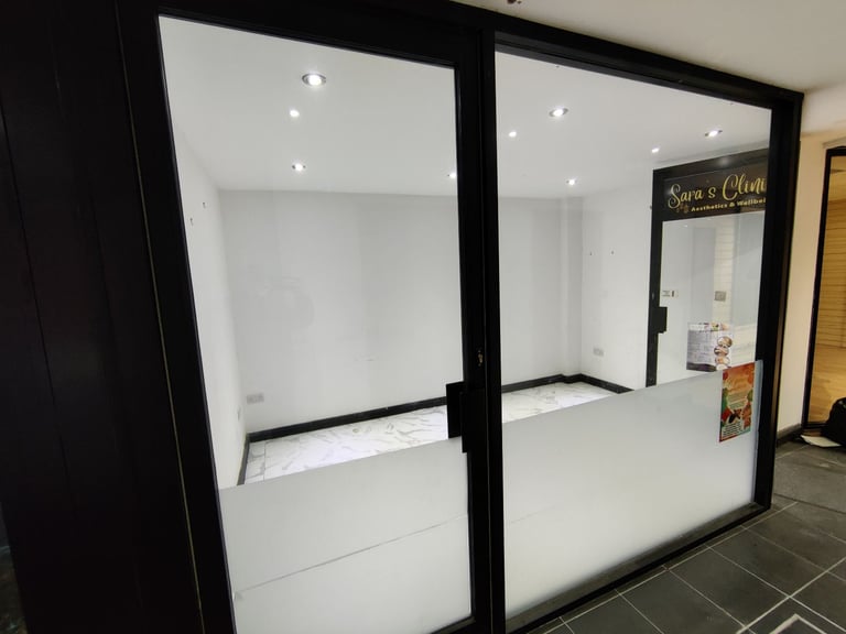 Units in Shop for Rent 