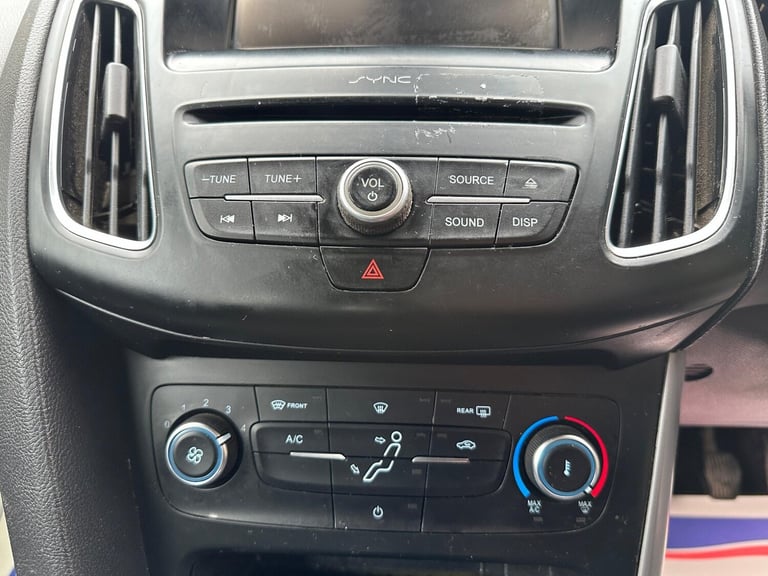 2016 Ford Focus 1.5 TDCi Zetec Euro 6 (s/s) 5dr HATCHBACK Diesel Manual