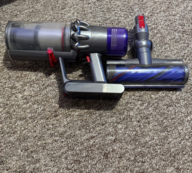 Dyson vacuum 