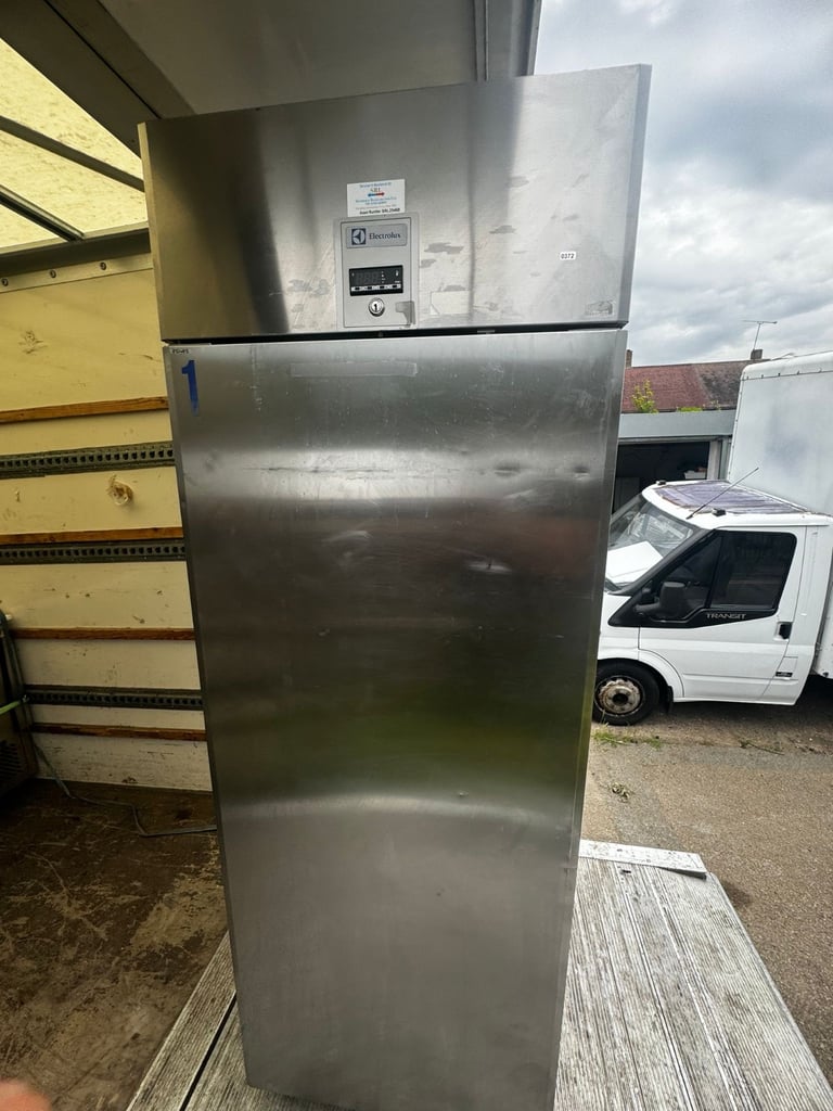 Commercial fridges freezes undercounter fridge cafe shop restaurant 