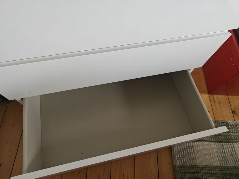 FREE IKEA Malm Chest of drawers