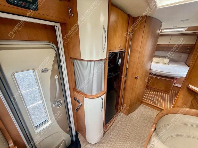 2011 11 FIAT  RAPIDO 10000 6 BERTH MOTORHOME DIESEL