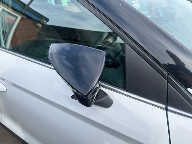 2019 SEAT Arona 1.6 TDI FR SUV 5dr DIESEL EURO 6 (s/s) (115 ps) WITH SERVICE HISTORY  HATCHBACK D...