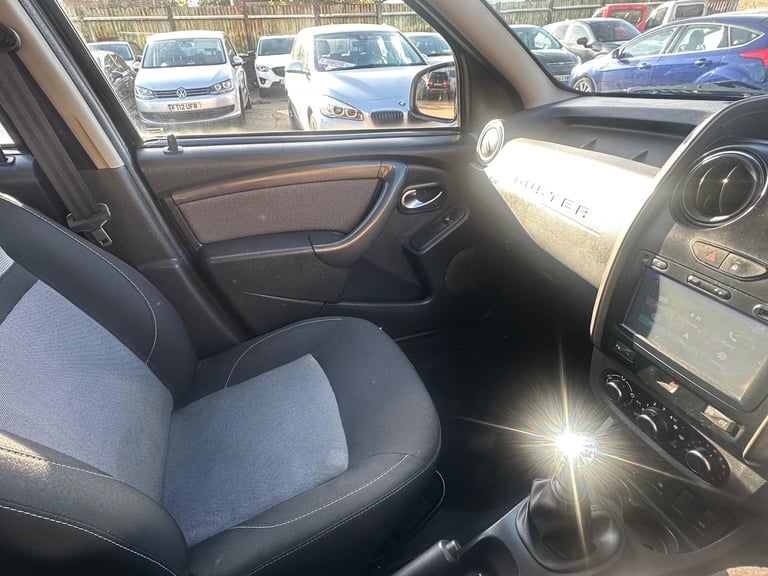 2017 Dacia Duster 1.2 TCe Prestige Euro 6 (s/s) 5dr HATCHBACK Petrol Manual