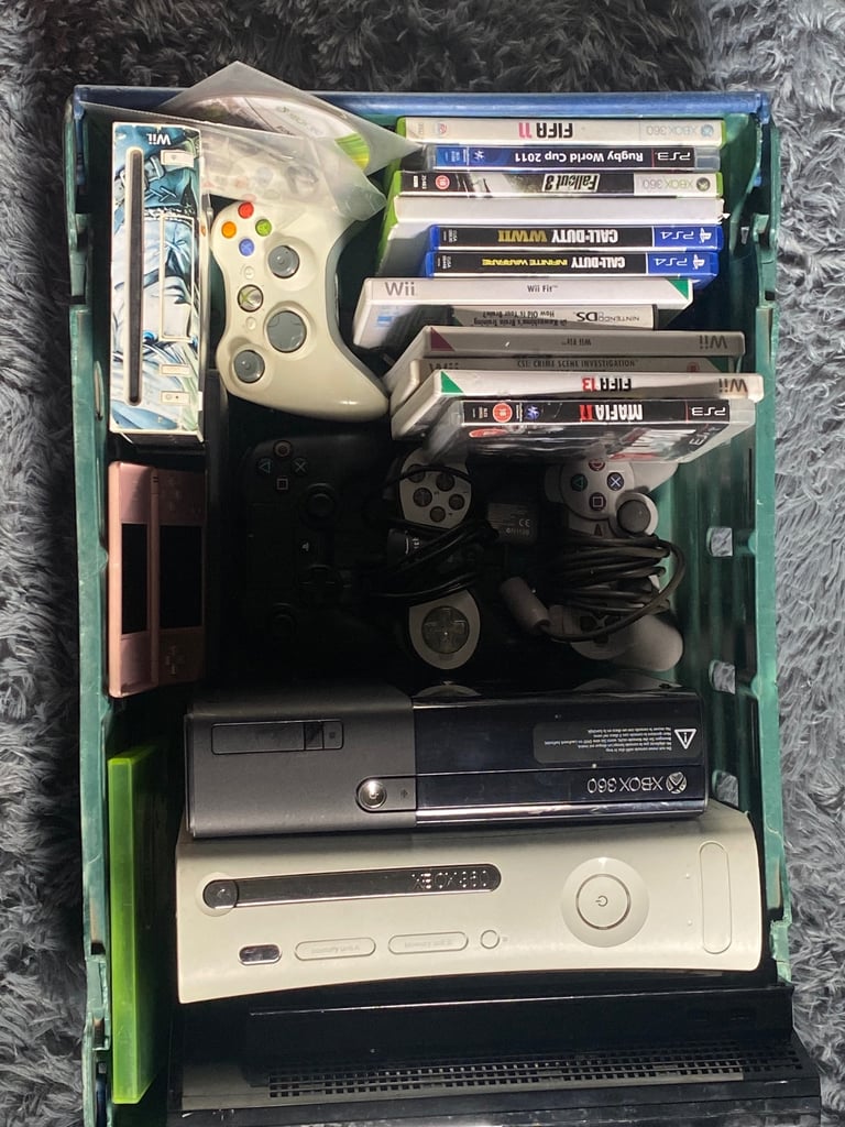 image for Consoles and games all  untested