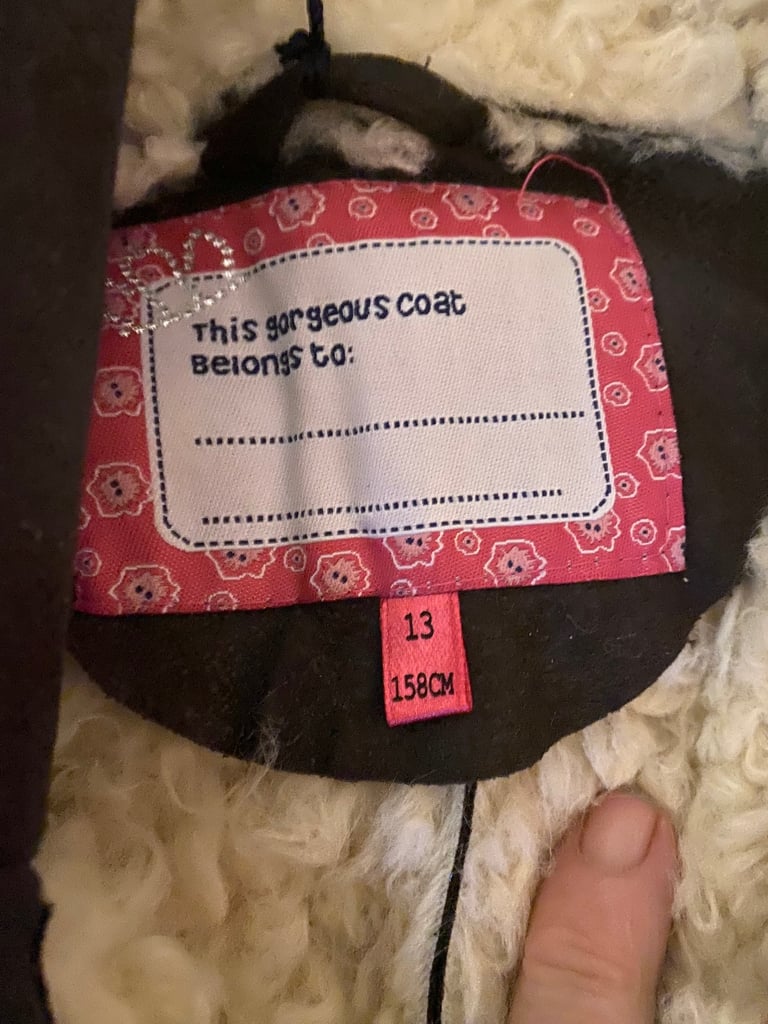 All new kids costs on see sizes on tag in photo 