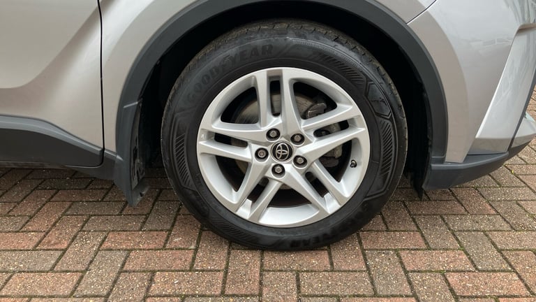 2022 Toyota C-HR 1.8 Hybrid Icon 5dr CVT Hybrid Hatchback Hatchback Hybrid Automatic