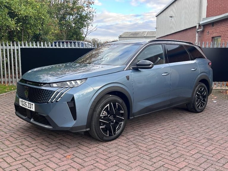 2025 Peugeot 5008 1.2 Hybrid Gt Suv 5dr Petrol Hybrid E Dsc6 Euro 6 (s/s) (136 Ps) HATCHBACK Petr...