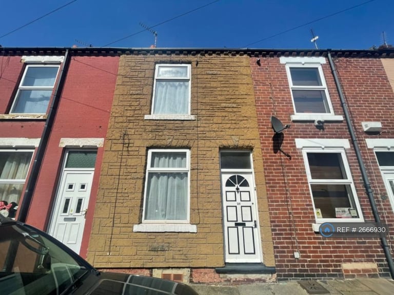 image for 2 bedroom house in Denstone Street, Wakefield, WF1 (2 bed) (#2666930)