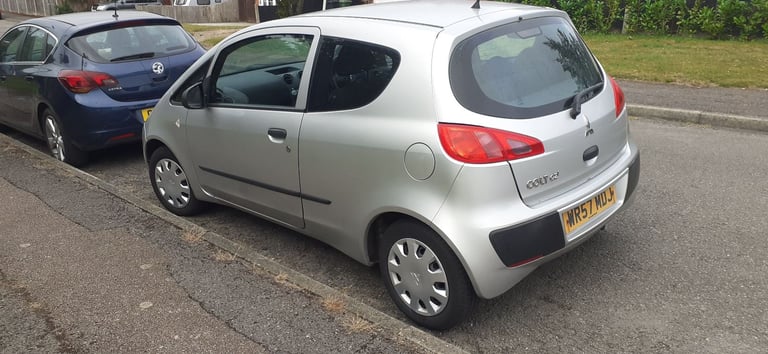 Mitsubishi COLT 1.1 3 door Hatchback - LEZ compliant